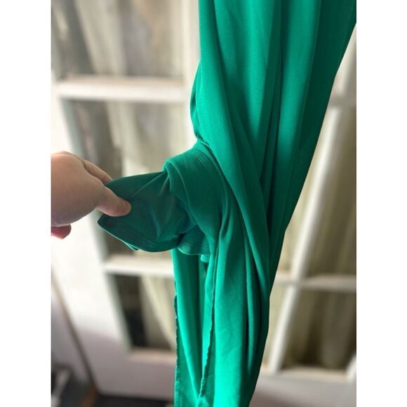 Maurice's Women's Size Small Emerald Green
Open Back Maxi Formal Dress • Wedding - Picture 8 of 12